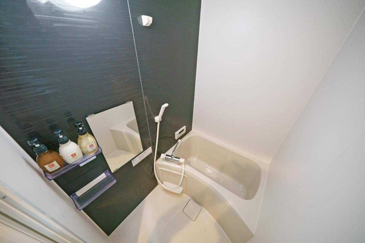 Gracia Hotel Osaka Bagian luar foto